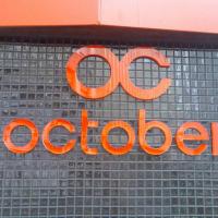 Rótulo corpóreoTiendas October Córdoba