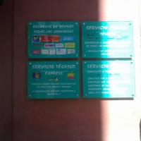 Rótulo cartel con rotulación Info-Coste.com Sevilla