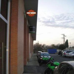 Rótulo luminoso Banderola Harley Dadvison Sevilla