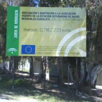 Valla publicitaria o cartelera, así como cartel de obra  panelable y rotulada con vinilo. Befesa Sevilla y Junta de Andalucía