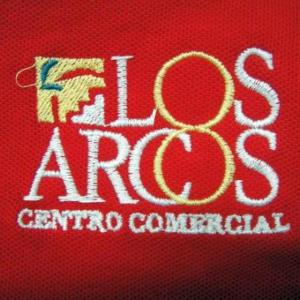 Bordado de Vestuario Laboral para Acciona Service. Servicio integral de Centros Comerciales. Sevilla