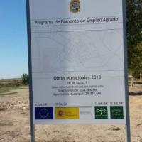 Valla publicitaria o cartelera, así como cartel de obra  panelable y rotulada con vinilo. Consurso para el Programa de Fomento Agrario del Ayuntamiento de Utrera Sevilla