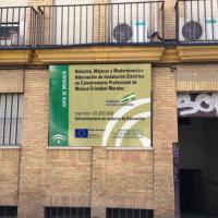 Valla publicitaria o cartelera, así como cartel de obra  panelable y rotulada con vinilo. Obras para El Conservatorio Profesional de Música Cristóbal Morales, Sevilla