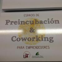 Rótulo cartel con rotulación Placas Universidad de Sevilla