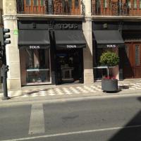 Toldos rotulados para las iendas Tous. Granada