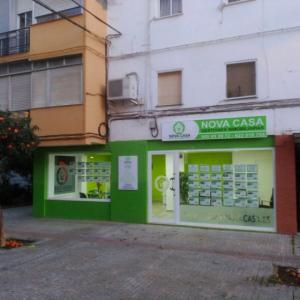 Directorio fachada placa de metacrilato de 8 mm. Inmobiliaria Novo Casa Sevilla