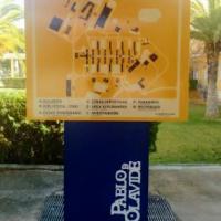 Rotulación de Información en Universidad Pablo de Olavide en Sevilla. Rotulación con vinilos para exterior.