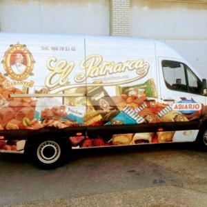 Rotulación de Vehículos Sevilla, Rotulaciones de Dulces y Mantecados El Patriarca. Estepa en Sevilla. Rotulación integral de Vehículos con vinilos de fundición.