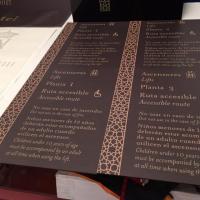 Rótulo cartel con rotulación Directorio Hotel Alfonso XIII, Sevilla