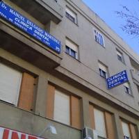 Rótulo luminoso Banderola Clínica dental Dr. Manuel Delgado Martínez Dos Hermanas Sevilla