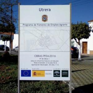 Valla publicitaria o cartelera, así como cartel de obra  panelable y rotulada con vinilo. Programa 2016 de Fomento Agrario del Ayuntamiento de Utrera Sevilla
