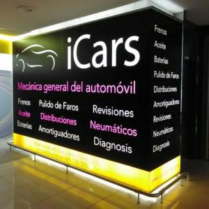 Decoración y rotulación con vinilos especiales de cajas luminosas para Icars en Sevilla