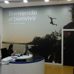 Decoración de pared con fotomural en impresión digital en Sevilla.