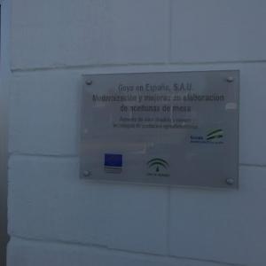 Rótulo Cartel placa rotulado con vinilo, para Goya en España Sevilla.