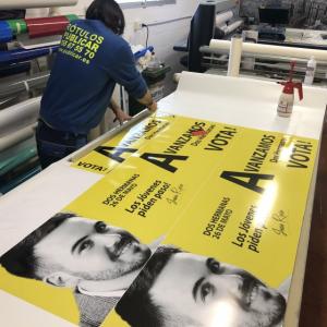 Vinilos para cartelería de campañas Política municipal. En Dos Hermanas Sevilla