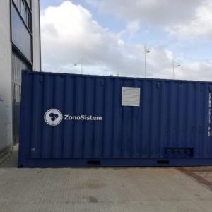 Rotulación de contenedor container en vinilo especial de corte, para Ingeniería del Ozono en Cádiz.