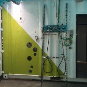 Rotulación de contenedor container en vinilo fundido en impresión digital y corte especial para Abengoa. Fabricado en Sevilla.