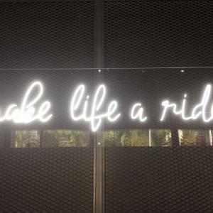 Rótulo letras en neón led. BMW Motorrad Boxer en Sevilla.
