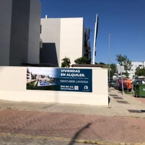 Lonas promoción inmobiliaria para Deacapital en Camas Sevilla.
